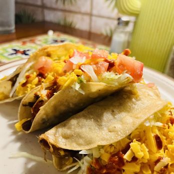 Mitla Cafe - Shredded beef tacos - Mexican Near Me - San Bernardino, California