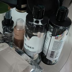 MoeHair - Delivered leaking and i do NOT remember ordering this line of S&C