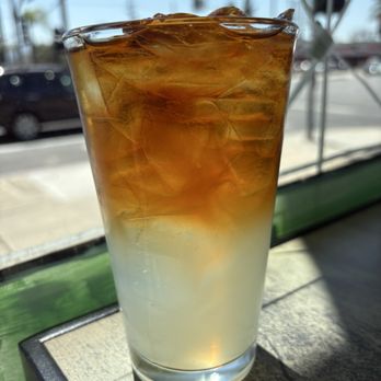 BB Cafe & Catering - Arnold Palmer - Cafes Near Me - Burbank, California