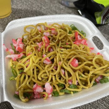 Grinds 2 Da Max Russell - Fried noodles. Chef's kiss - Hawaiian Near Me - Las Vegas, Nevada Grinds 2 Da Max Russell - Fried noodles. Chef's kiss - Hawaiian Near Me - Las Vegas, Nevada
