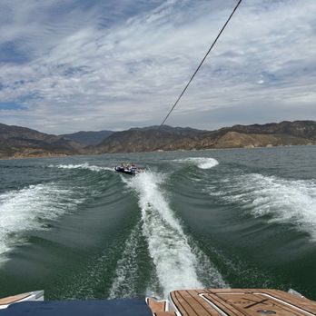 Los Angeles Wake - water tubing - Tubing Near Me Los Angeles Wake - water tubing - Tubing Near Me