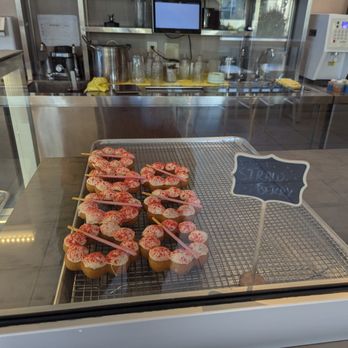 & Tea - Mochi Donuts - Bubble Tea Near Me - Yakima, Washington & Tea - Mochi Donuts - Bubble Tea Near Me - Yakima, Washington