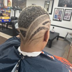 Mr. Dre's Barber and Beauty - Design cut