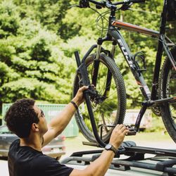 Q's Bikes - Bicycle delivery as well as or four Fuji Rental bikes at the most popular hotel in Brown County.