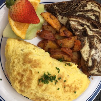 Belle's - Smoked salmon omelet - Cafes Near Me - Newport, Rhode Island Belle's - Smoked salmon omelet - Cafes Near Me - Newport, Rhode Island