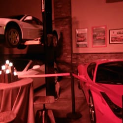 The Avenue A Club - Car room