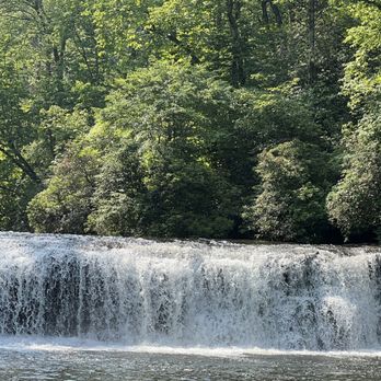 DuPont State Forest - Hiking Near Me - Cedar Mountain, North Carolina