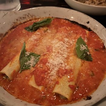 Vic's - Cannelloni - Italian Near Me - New York, New York