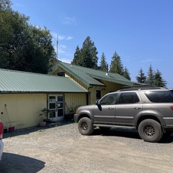Whiskey Creek Beach NW - The "signage" they provide for checking in, and getting help.