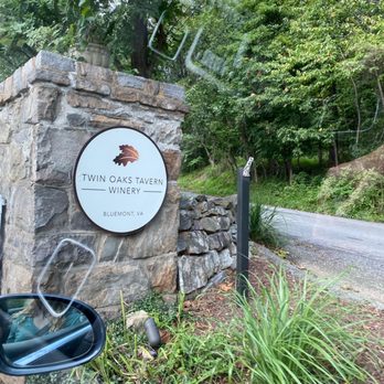 Twin Oaks Tavern Winery - Wineries Near Me - Bluemont, Virginia Twin Oaks Tavern Winery - Wineries Near Me - Bluemont, Virginia
