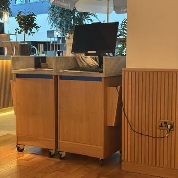 London Heathrow Marriott Hotel - Hotels Near Me - Hayes, XGL