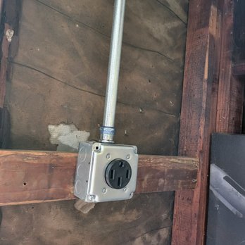 M Tech Electric - My new 14-50 outlet - Lighting Fixtures & Equipment Near Me - La Habra, California