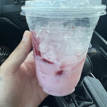 Starbucks - The drink I said it's fine leave the ice ? - Coffee & Tea Near Me - Newark, California Starbucks - The drink I said it's fine leave the ice ? - Coffee & Tea Near Me - Newark, California