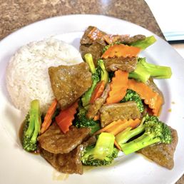 Broccoli beef instagram: jax.vegan.eats Broccoli beef instagram: jax.vegan.eats