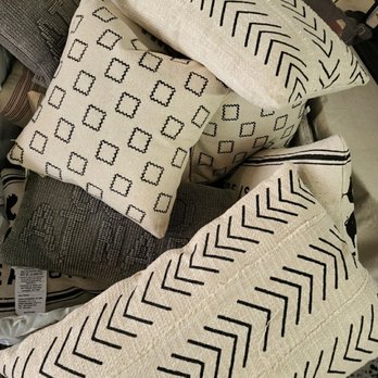 The Book Parlor - Cute new pillows - Bookstores Near Me - Burns, Oregon The Book Parlor - Cute new pillows - Bookstores Near Me - Burns, Oregon