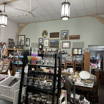 Kirche - Antiques Near Me - North Creek, New York