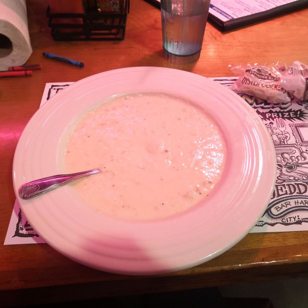 Geddy's - Clam chowder - Seafood Near Me - Bar Harbor, Maine Geddy's - Clam chowder - Seafood Near Me - Bar Harbor, Maine