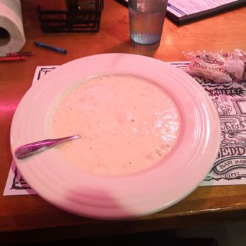 Geddy's - Clam chowder - Seafood Near Me - Bar Harbor, Maine Geddy's - Clam chowder - Seafood Near Me - Bar Harbor, Maine