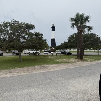 North Beach Bar and Grill - Seafood Near Me - Tybee Island, Georgia