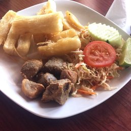 Yuca Frita con Chicharrones Yuca Frita con Chicharrones