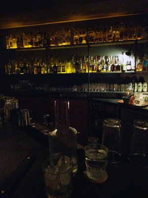 Duck and Cover - Cocktailbar by null