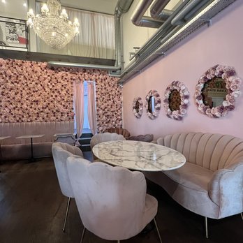 Café Elena - Cafes Near Me - Zürich, ZH