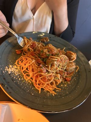 Cafe-Boutique PIANO by null