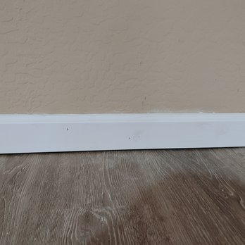 Express Flooring - Gap between baseboard and floor - Flooring Near Me Express Flooring - Gap between baseboard and floor - Flooring Near Me