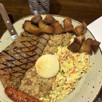 Sabor A Colombia - breakfast bandeja - Sports Bars Near Me - Central Islip, New York