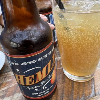 High Hand Cafe - Sparkling Pear - New American Near Me - Loomis, California