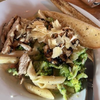 Glory Days Grill - American Near Me - Culpeper, Virginia