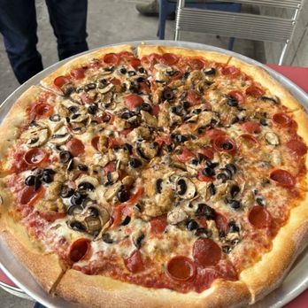 Pie Life Pizza - warehouse pizza on thin crust - Pizza Near Me - Pasadena, California Pie Life Pizza - warehouse pizza on thin crust - Pizza Near Me - Pasadena, California