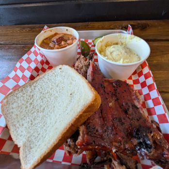 Van Zandt BBQ - The brisket is intentionally hidden under the bread,rib tent - Barbeque Near Me - Canton, Texas Van Zandt BBQ - The brisket is intentionally hidden under the bread,rib tent - Barbeque Near Me - Canton, Texas