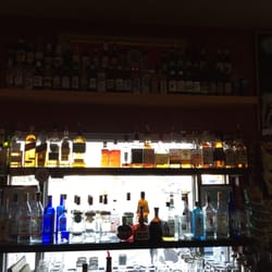 Una Cafe - Go see Peaches behind the bar!