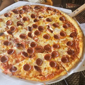 Otto's Restaurant & Bar - Cheese and pepperoni pizza !! - Italian Near Me - Buffalo, New York