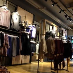 s. Oliver Store