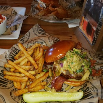 The Grind Mac and Cheese Burger Bar - El fuego...delicious but cold fries - Burgers Near Me - Martin, Tennessee