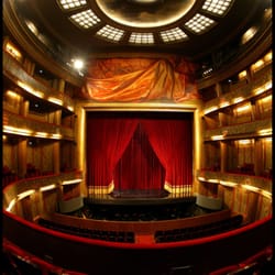 Théâtre du Capitole - vue intérieure du théâtre du capitole toulouse scène