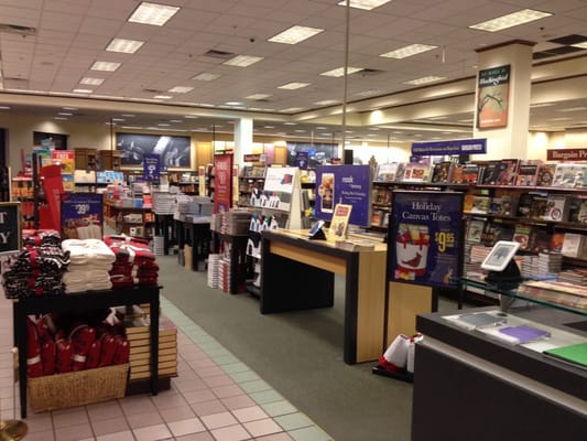 Barnes & Noble by null