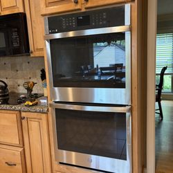 Ross Electric Company - Double oven installation in Germantown