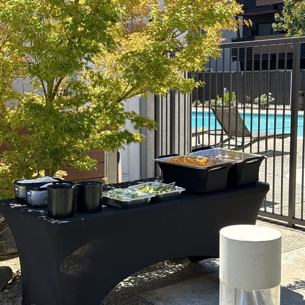 Newport Apartments - Taco bar - Apartments Near Me - Campbell, California Newport Apartments - Taco bar - Apartments Near Me - Campbell, California