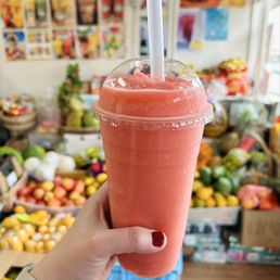 Strawberry/coconut smoothie Strawberry/coconut smoothie