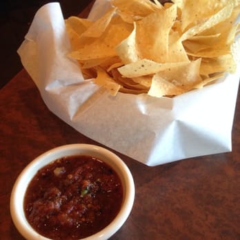 Uncle Julio's - Tortilla chips to start off - Mexican Near Me - Gaithersburg, Maryland