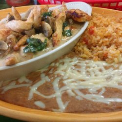 Portales - Pollo adobe