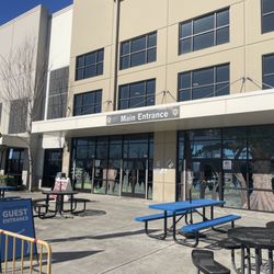 Amazon Fulfillment Center Tours - The entrance at the tour building