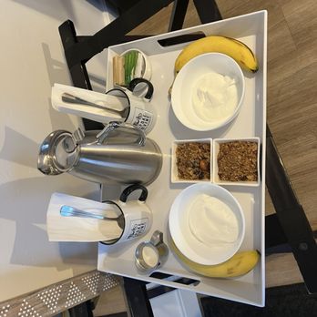 Spoke and Vine Motel - Wonderful breakfast brought right to your door! - Hotels Near Me - Palisade, Colorado