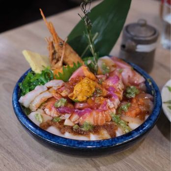 Kiroro Sushi - Deluxe Chirashi Bowl - Japanese Near Me - Belmont, California Kiroro Sushi - Deluxe Chirashi Bowl - Japanese Near Me - Belmont, California