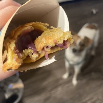 Jollibee - Ube pie - Chicken Shop Near Me - Plano, Texas