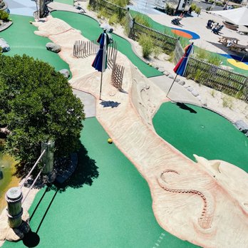 Starlux Mini Golf - Mini Golf Near Me - Wildwood, New Jersey Starlux Mini Golf - Mini Golf Near Me - Wildwood, New Jersey