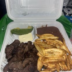 Gordo's Kitchen and Deli - Carne asada tipico